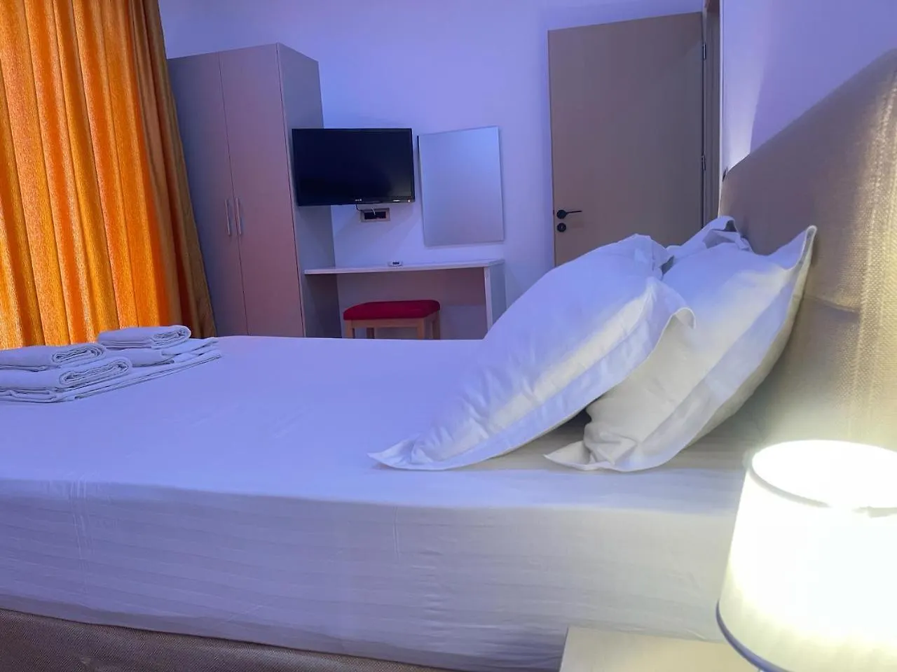 3B Suites Boutique Hotel Sarande 4*,