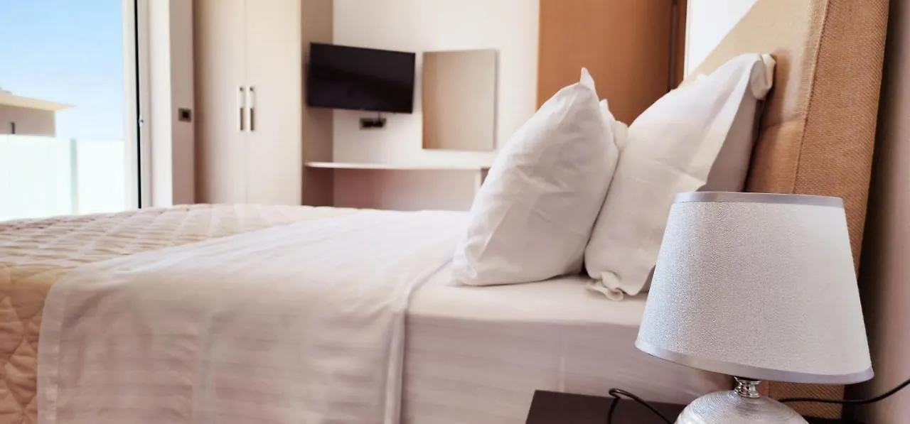 3B Suites Boutique Hotel Sarande 4*,  Albania